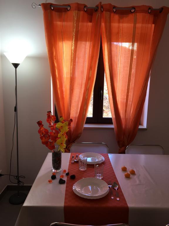 Apartamento I Tre Colori Della Sicilia Santo Stefano di Camastra Exterior foto